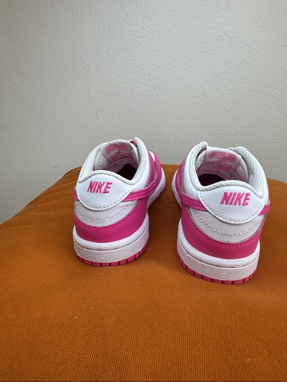 Nike Dunk Low Pink and White Sneakers Baby/Toddler Sz 9.5 9107-102 - Picture 3 of 8